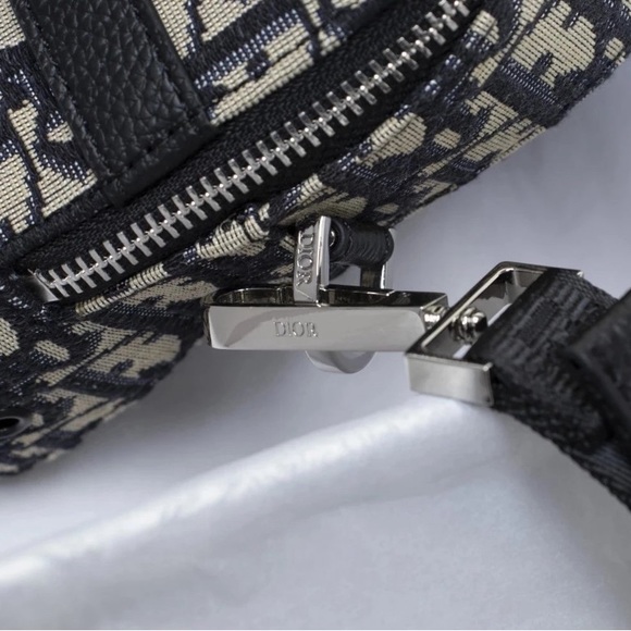 Dior Safari Messanger Bag - Picture 7 of 10